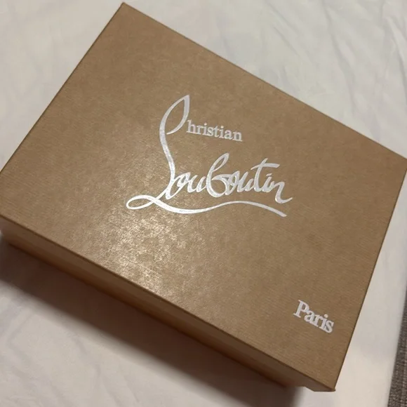 Iriza Christian louboutin heels - Picture 9 of 9